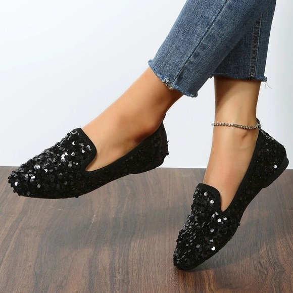 Shoes - 🆕 Sequin Faux Suede Loafers